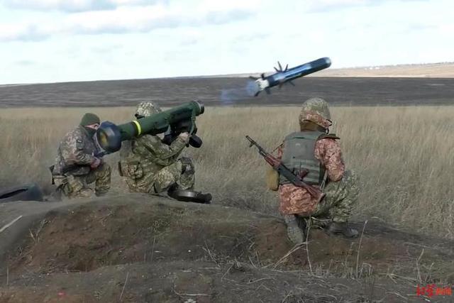 美国已将其“标枪”反坦克导弹总库存的三分之一提供给了乌克兰