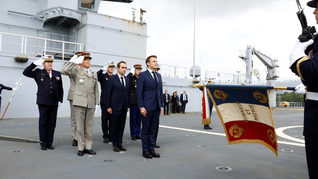 法国总统马克龙等周三视察土伦军港